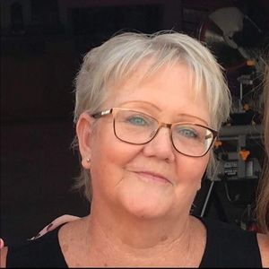 Meet your Posher, Vicki